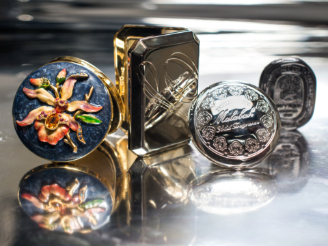 Dense: Beauty is in the palm of the Compact Holder