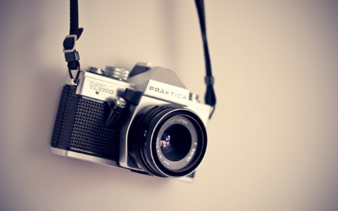 Decorate: Dive Into Real Photography With Clifton Cameras