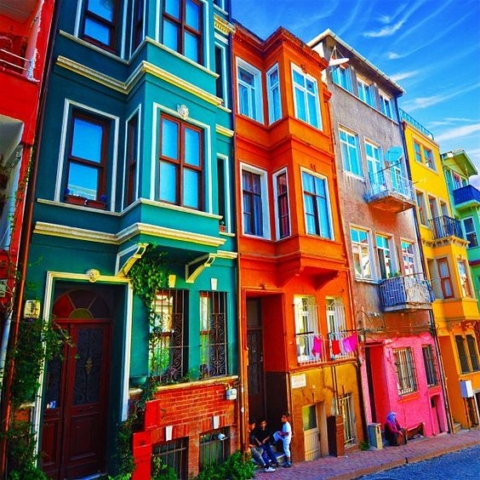 Vivid: Dull Bricks To Pop Art