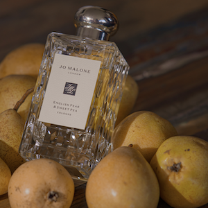 What a Juicy Pear! Where Florals ‘Love in’ with Fruit.