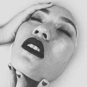 Is There a Doctor in My House? Get to Know the Drops that Will Make You Glow!