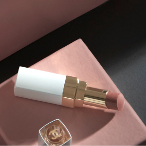 Awaken Allure: Chanel’s New Palette of Soft Spring Colours