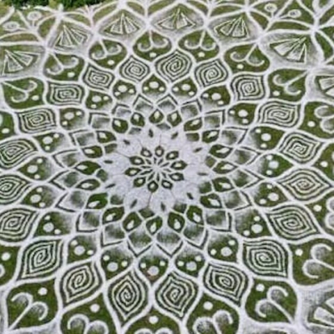 Explore Beautiful Land Art At Waddesdon Manor